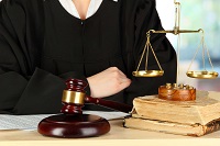 Đề nghị áp dụng biện pháp bảo vệ người tố cáo