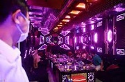 Lợi dụng kinh doanh quán karaoke để mua bán dâm bị xử lý như thế nào?