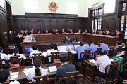 Thành phần Hội đồng xét xử sơ thẩm vụ án hành chính