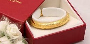 Tiền vàng được tặng trong đám cưới là tài sản chung hay riêng?